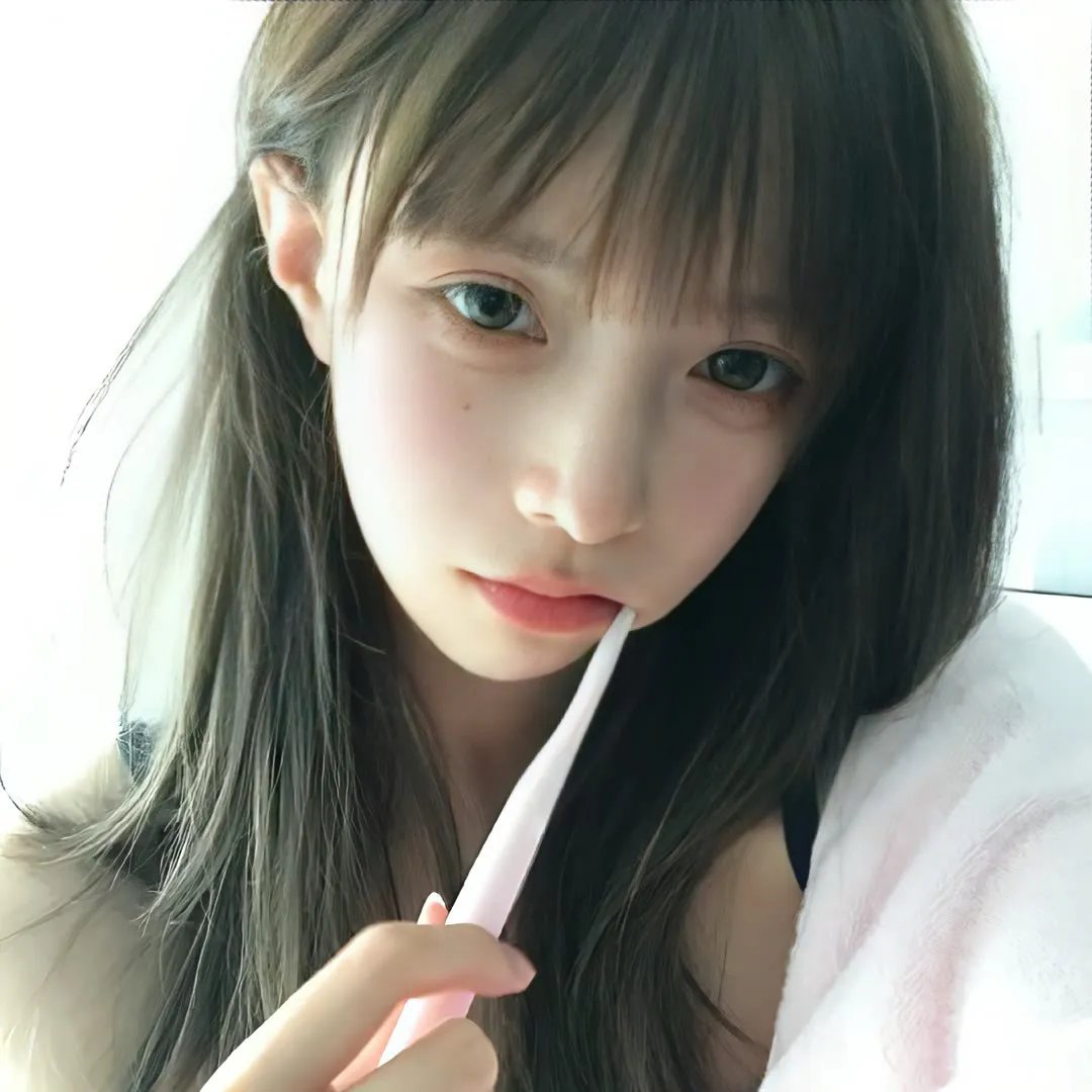 艾曼妞与罗丽妲